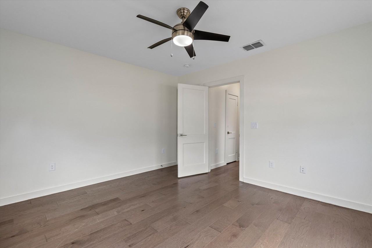 2705 S 2nd St #A - Photo 4 of 27