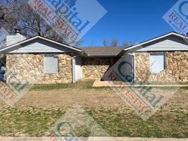 featured image of 1817 Beaumont Dr