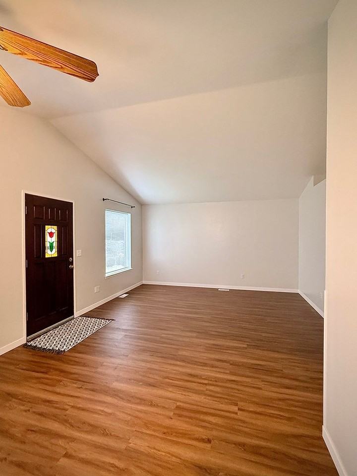 2208 King St - Photo 7 of 23