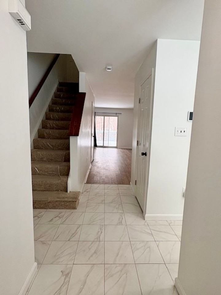 18250 Paladin Dr - Photo 3 of 27