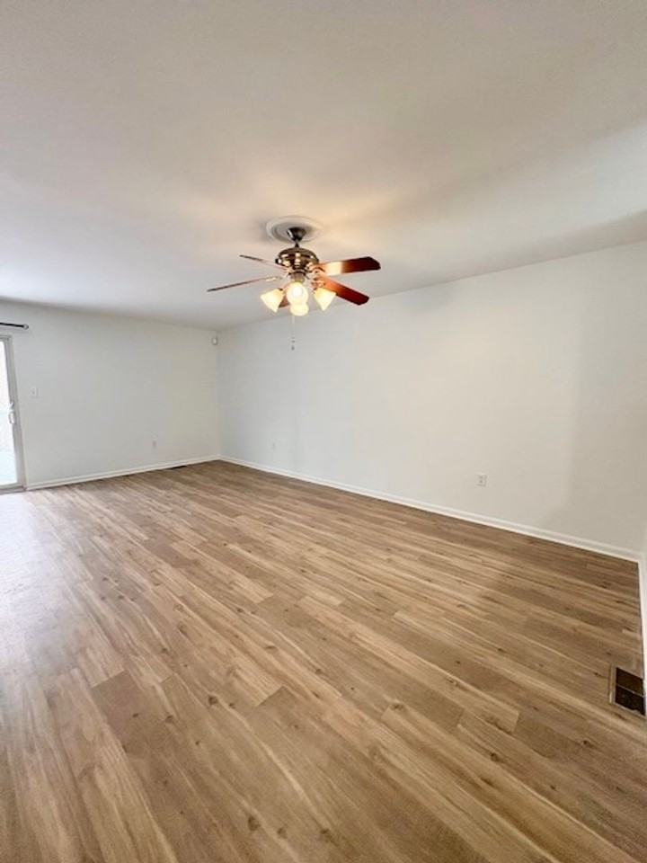 18250 Paladin Dr - Photo 7 of 27