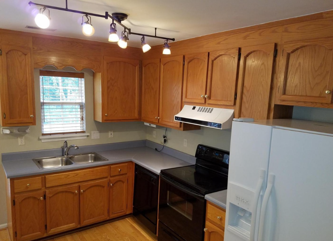 4644 Briarwood Dr - Photo 3 of 14