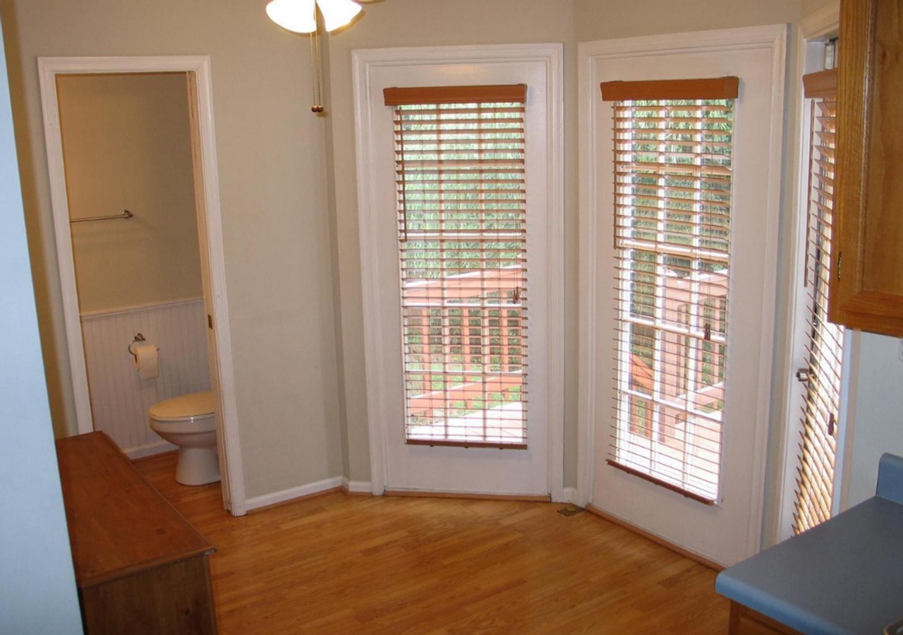 4644 Briarwood Dr - Photo 4 of 14