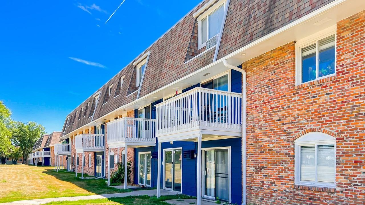 The Hampton Meadows - Photo 7 of 9