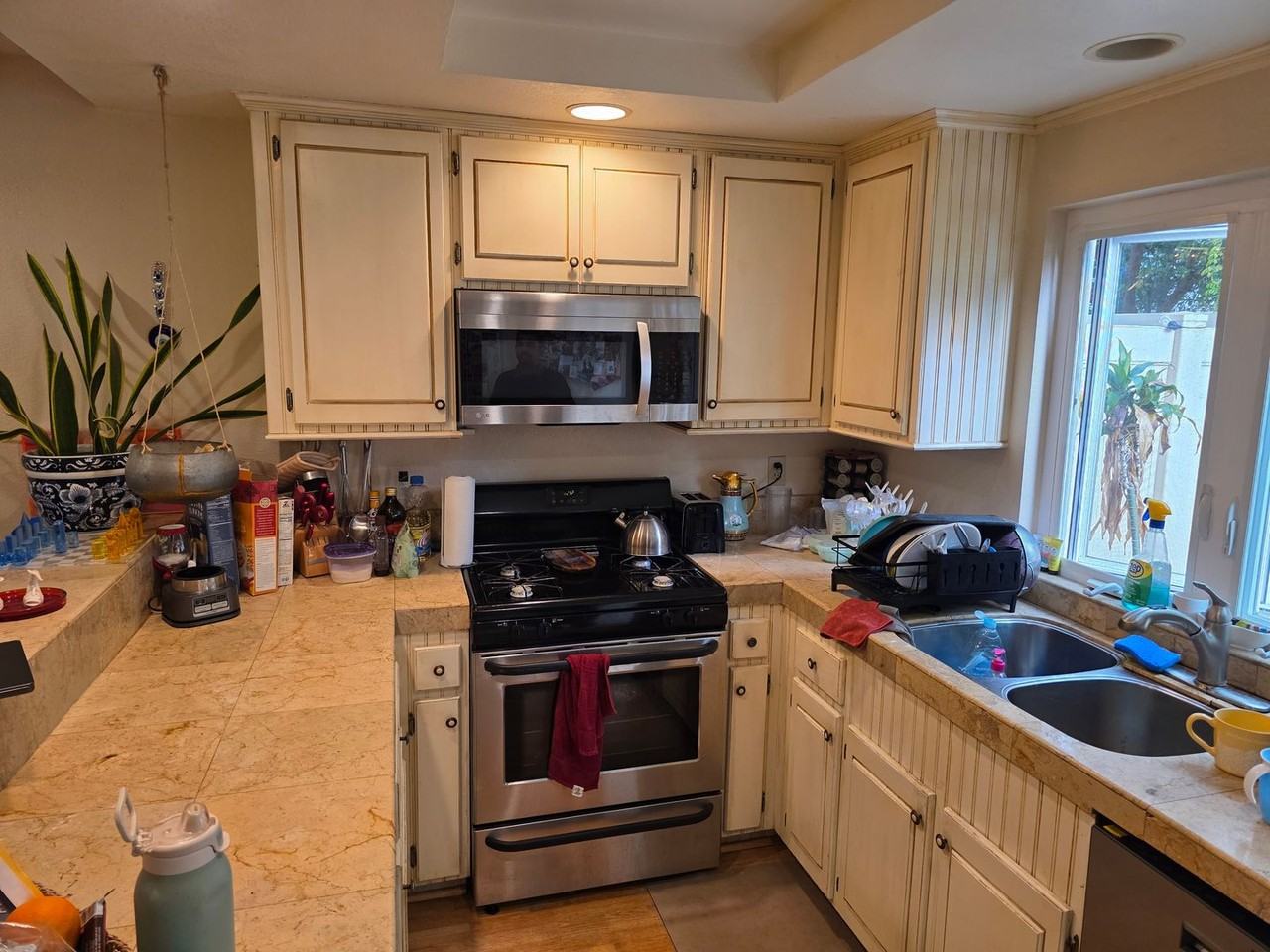 2820 Hope Ave #A - Photo 2 of 16