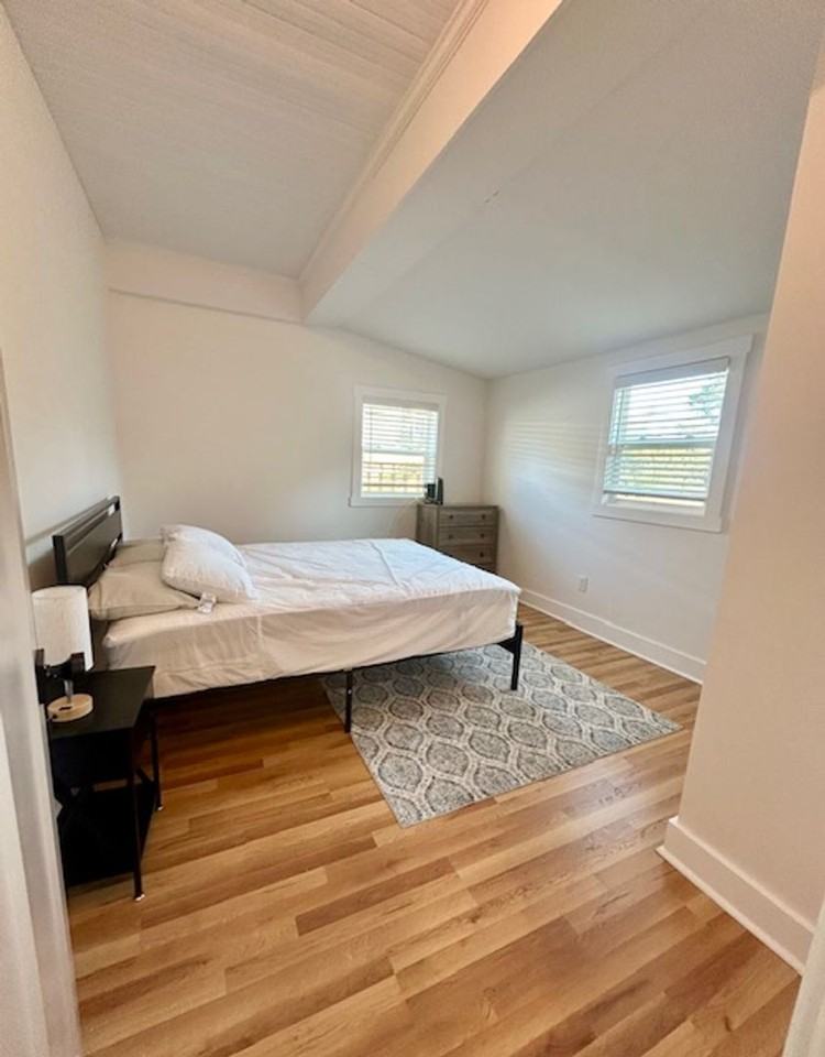 2410 Clark St - Photo 6 of 6