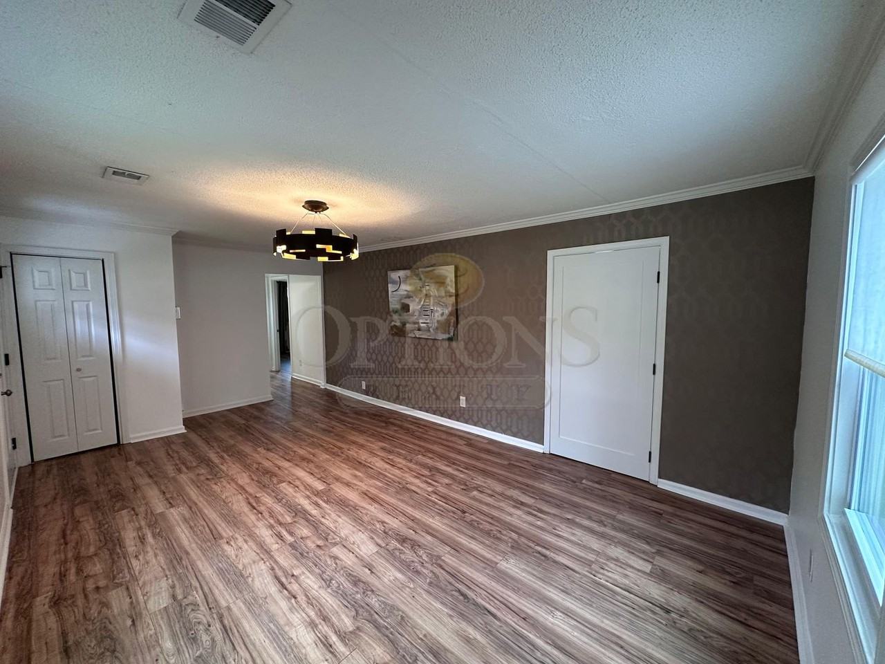 1251 Elizabeth Ave Sw - Photo 3 of 23