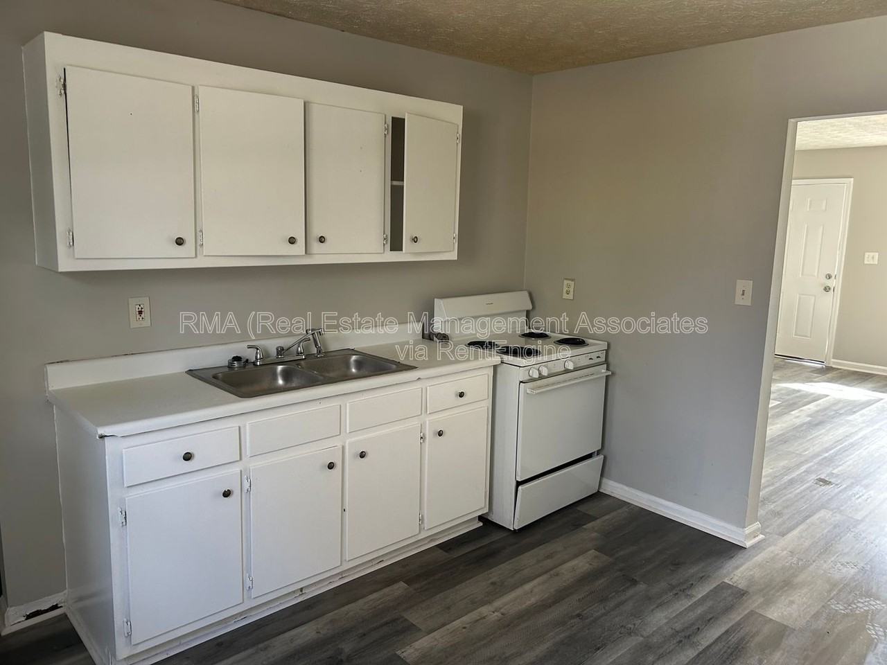 411 E Central Ave - Photo 5 of 5