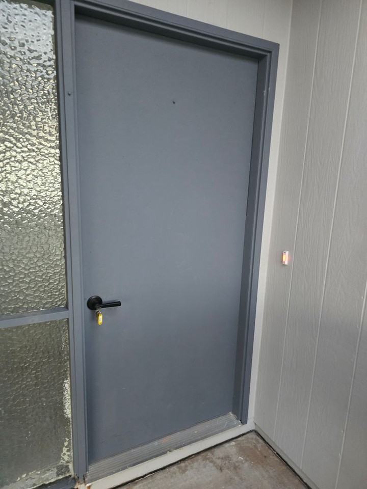 9240 E Holmes St - Photo 5 of 43