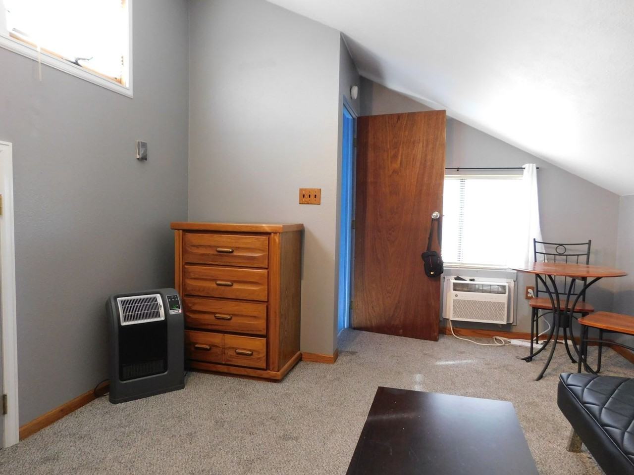 1911 Wingate Dr - Photo 7 of 16