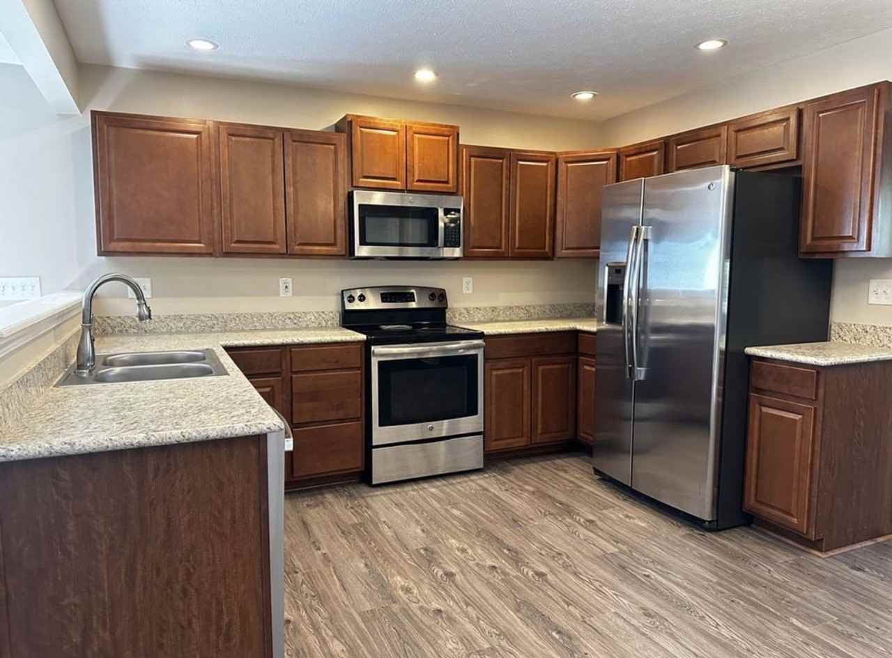 5103 Cynthia Dr - Photo 4 of 11