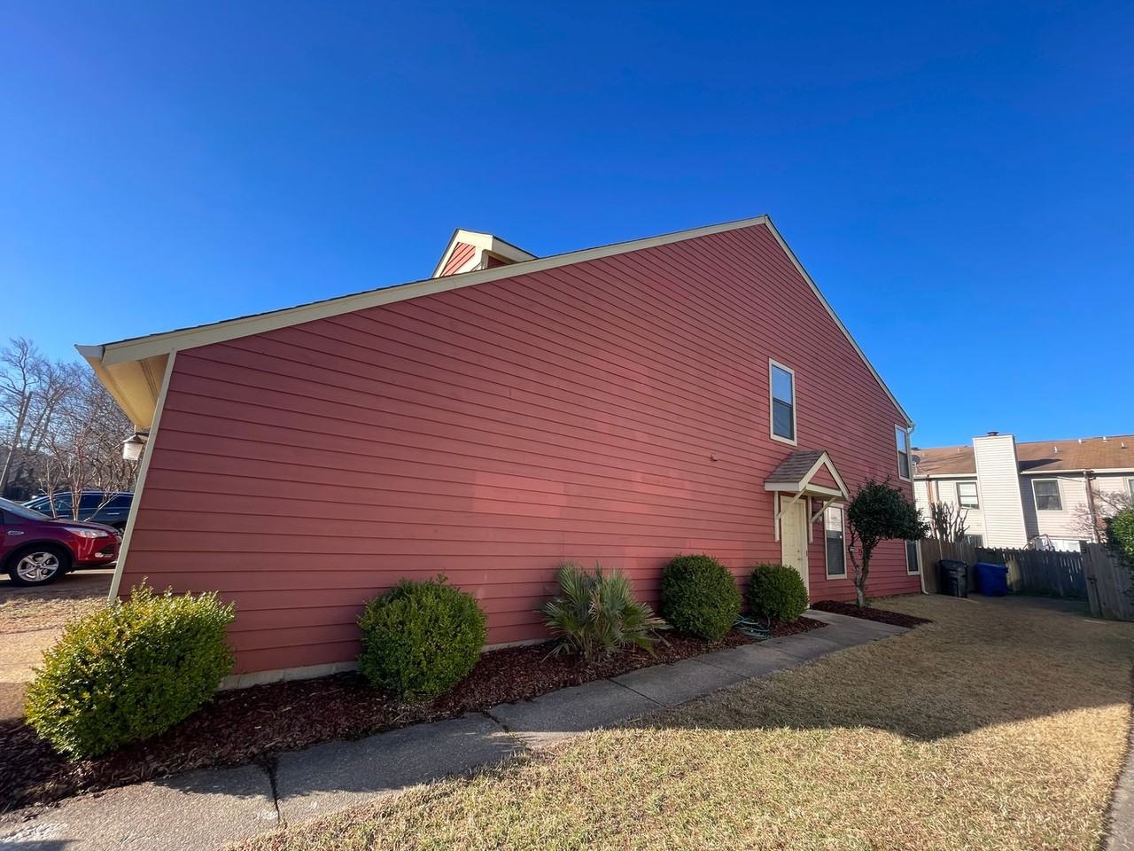 311 Elderwood Ct - Photo 3 of 45