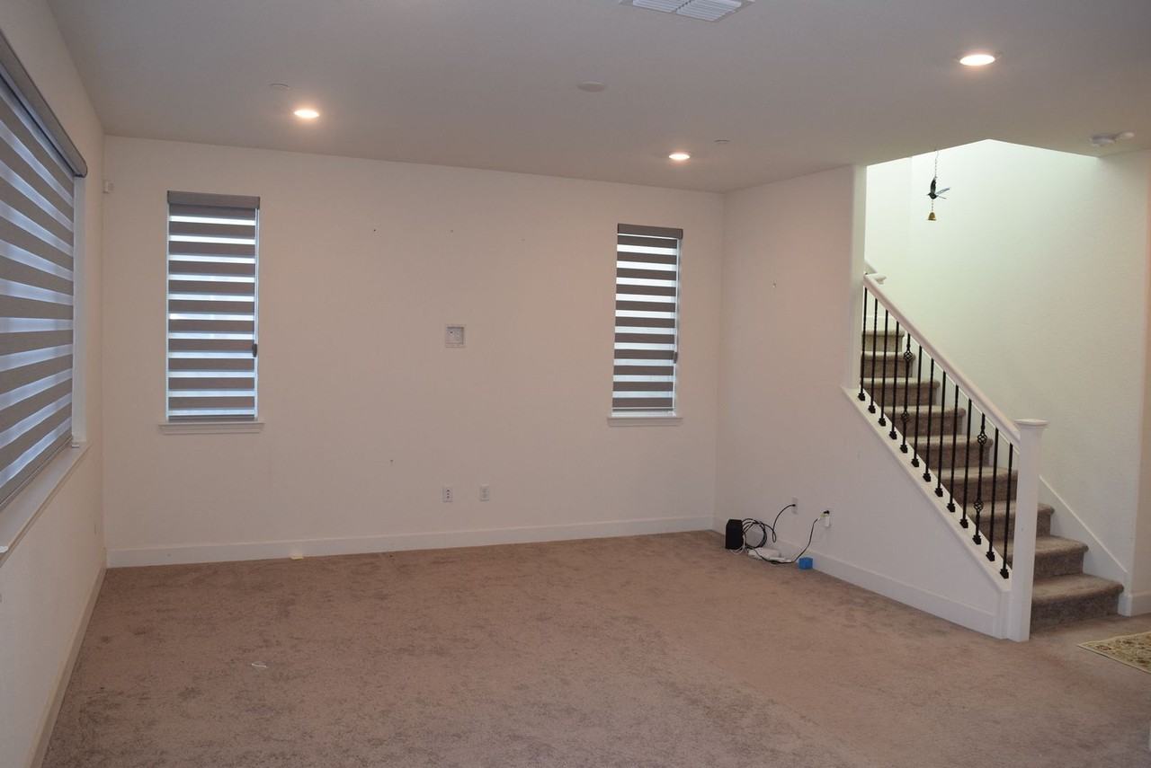 3278 Sidney Way - Photo 2 of 16