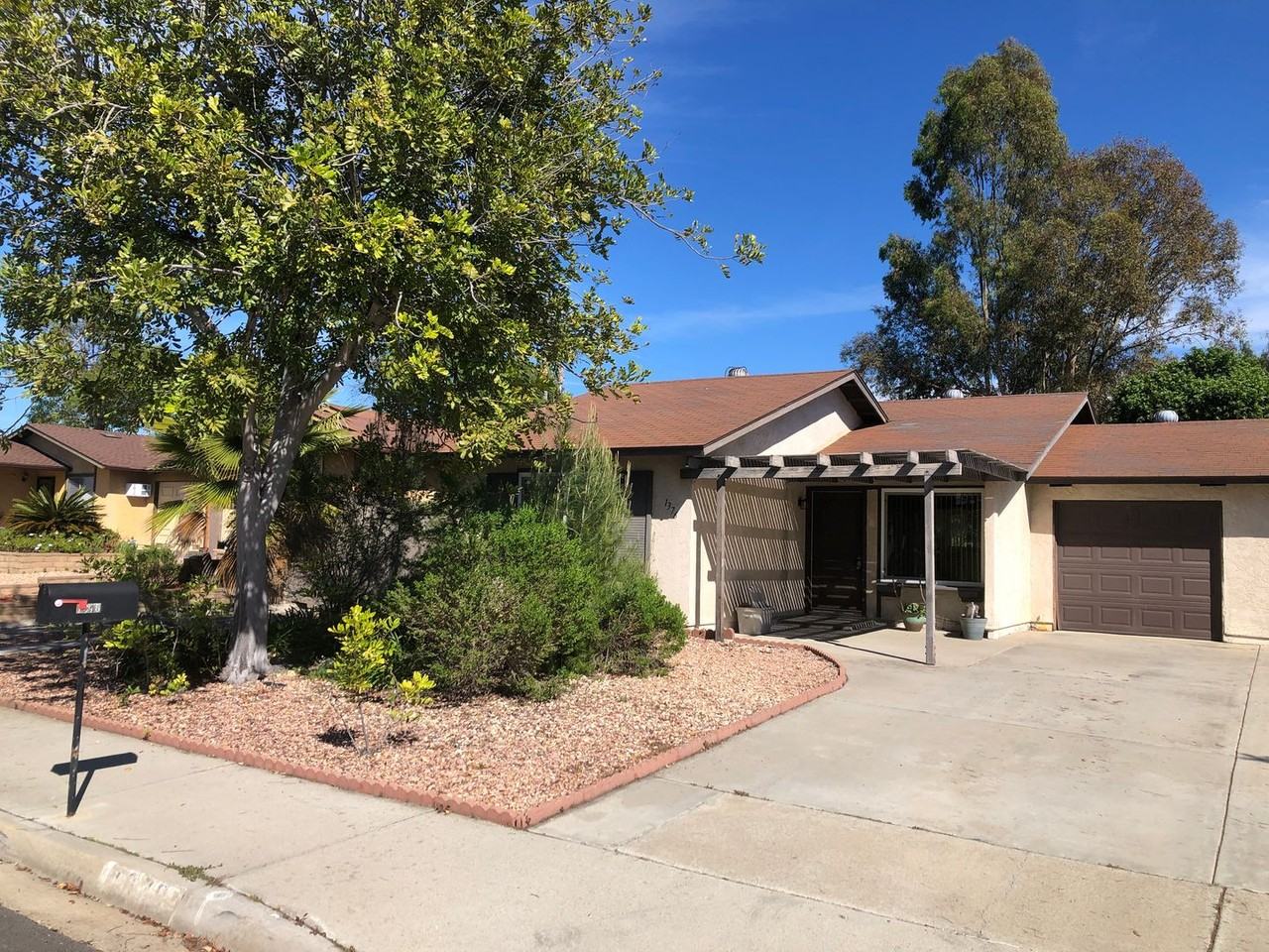 1376 Panorama Ridge Rd