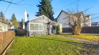 7608 39th Ave Sw - Photo 1 of 1