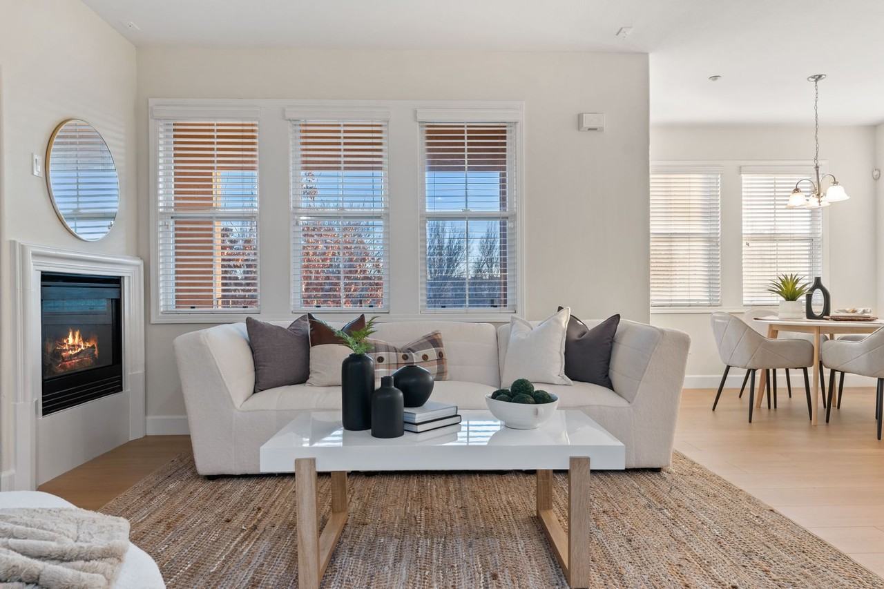 3251 Monaghan St - Photo 3 of 11