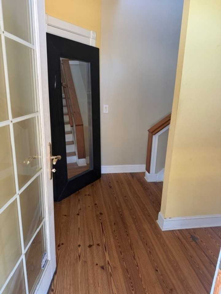 160 Stillwell Rd - Photo 4 of 30