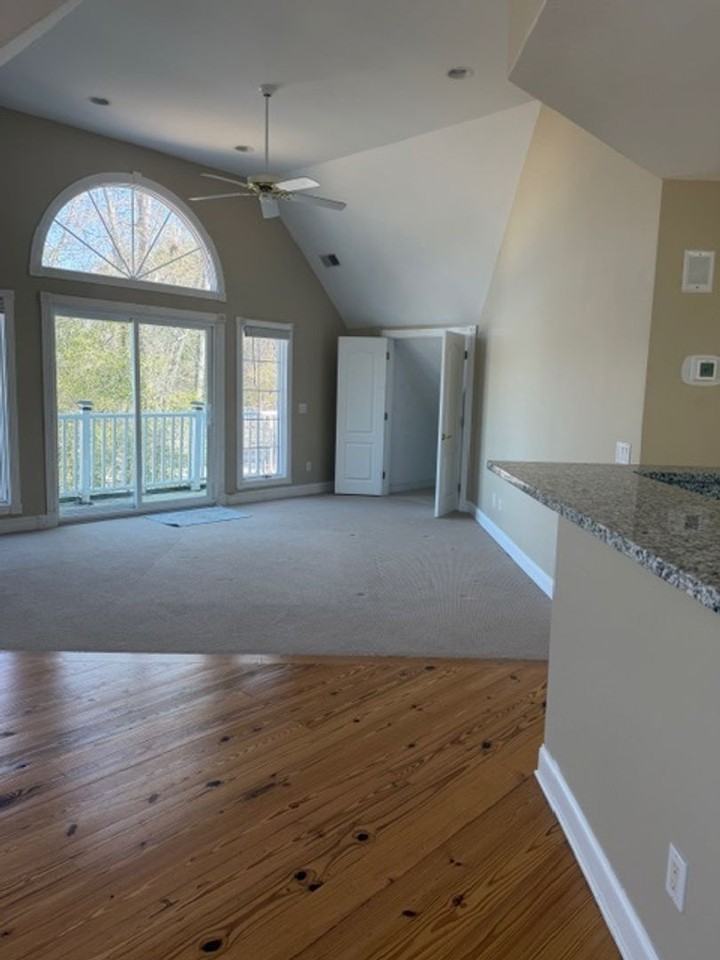 160 Stillwell Rd - Photo 7 of 30