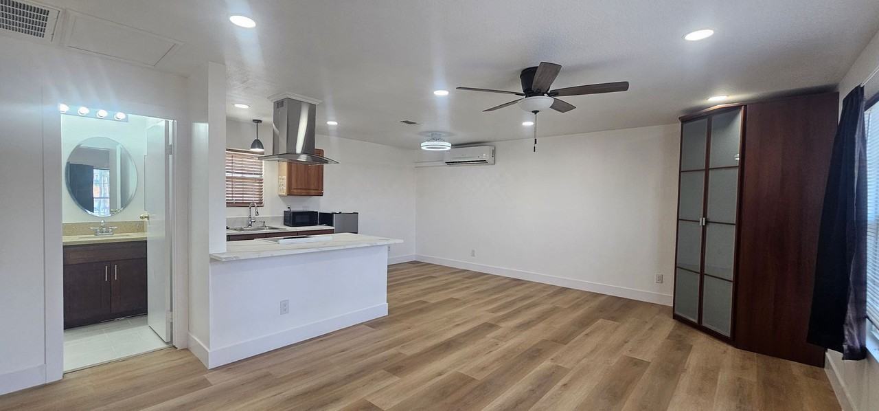 12891 Indiana Ave - Photo 7 of 14