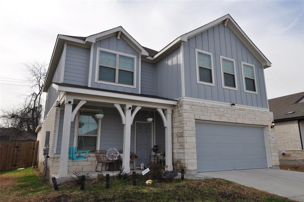 1717 Th Johnson - Photo 2 of 24