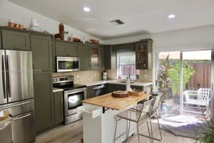 5862 Nw 113th Pl - Photo 1 of 1