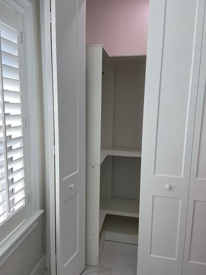 3677 37th Ave Ne - Photo 5 of 22