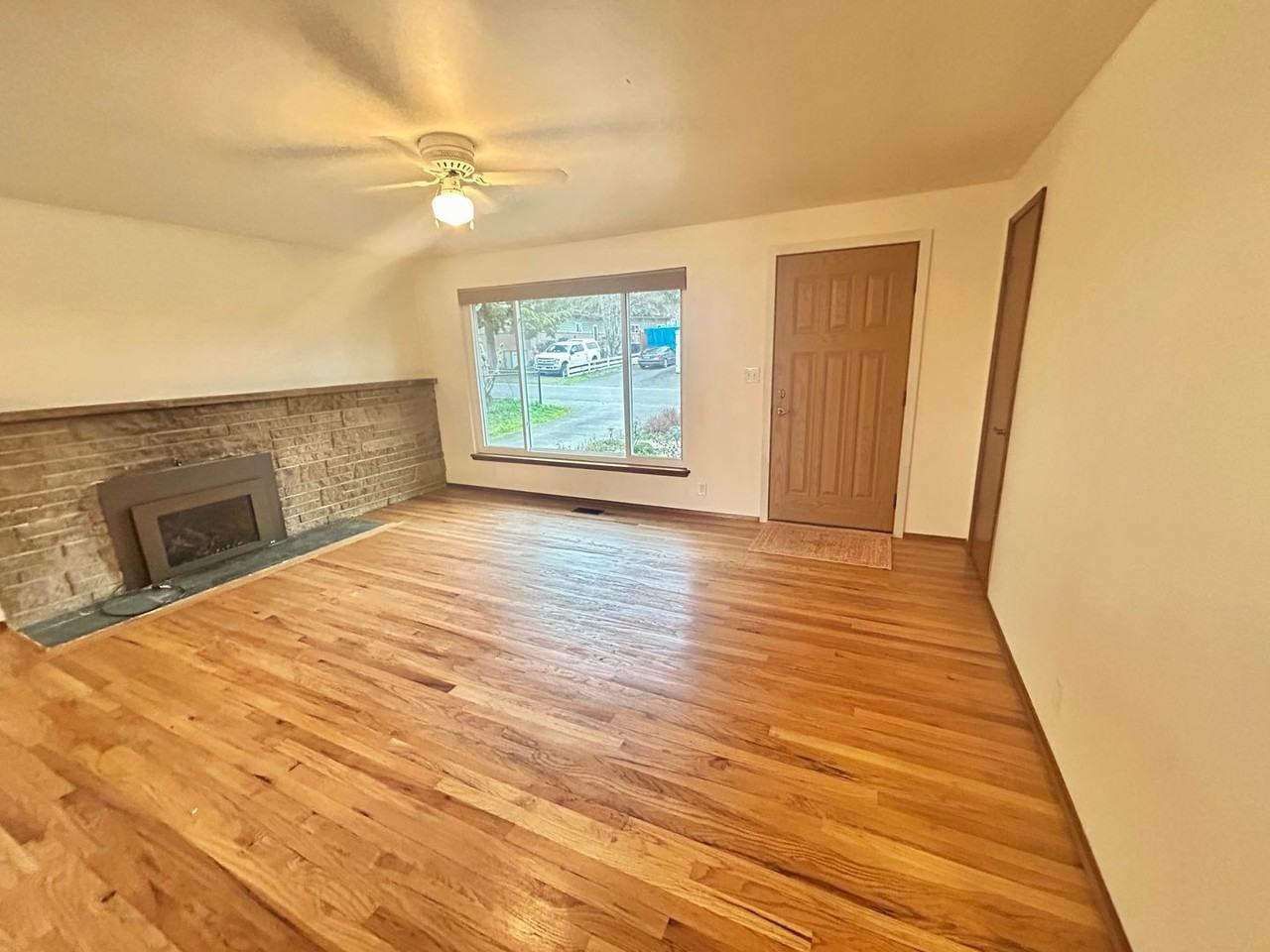 5514 S Avon St - Photo 2 of 15