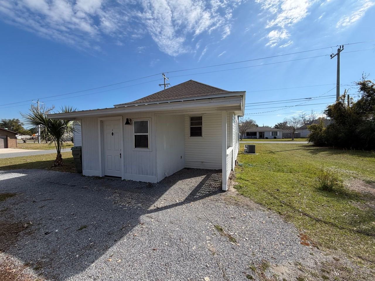 1002 Indiana Ave - Photo 6 of 27