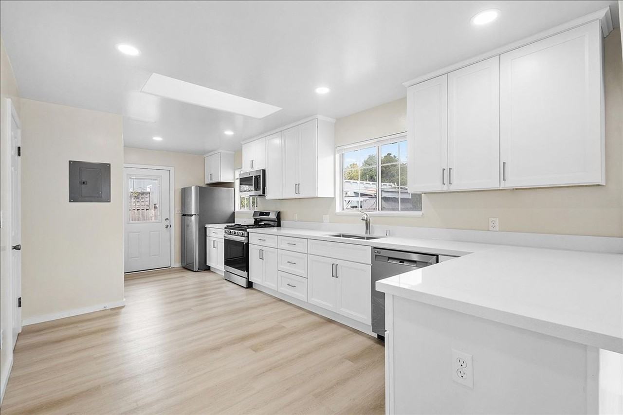 2208 Buena Vista Ave - Photo 6 of 19