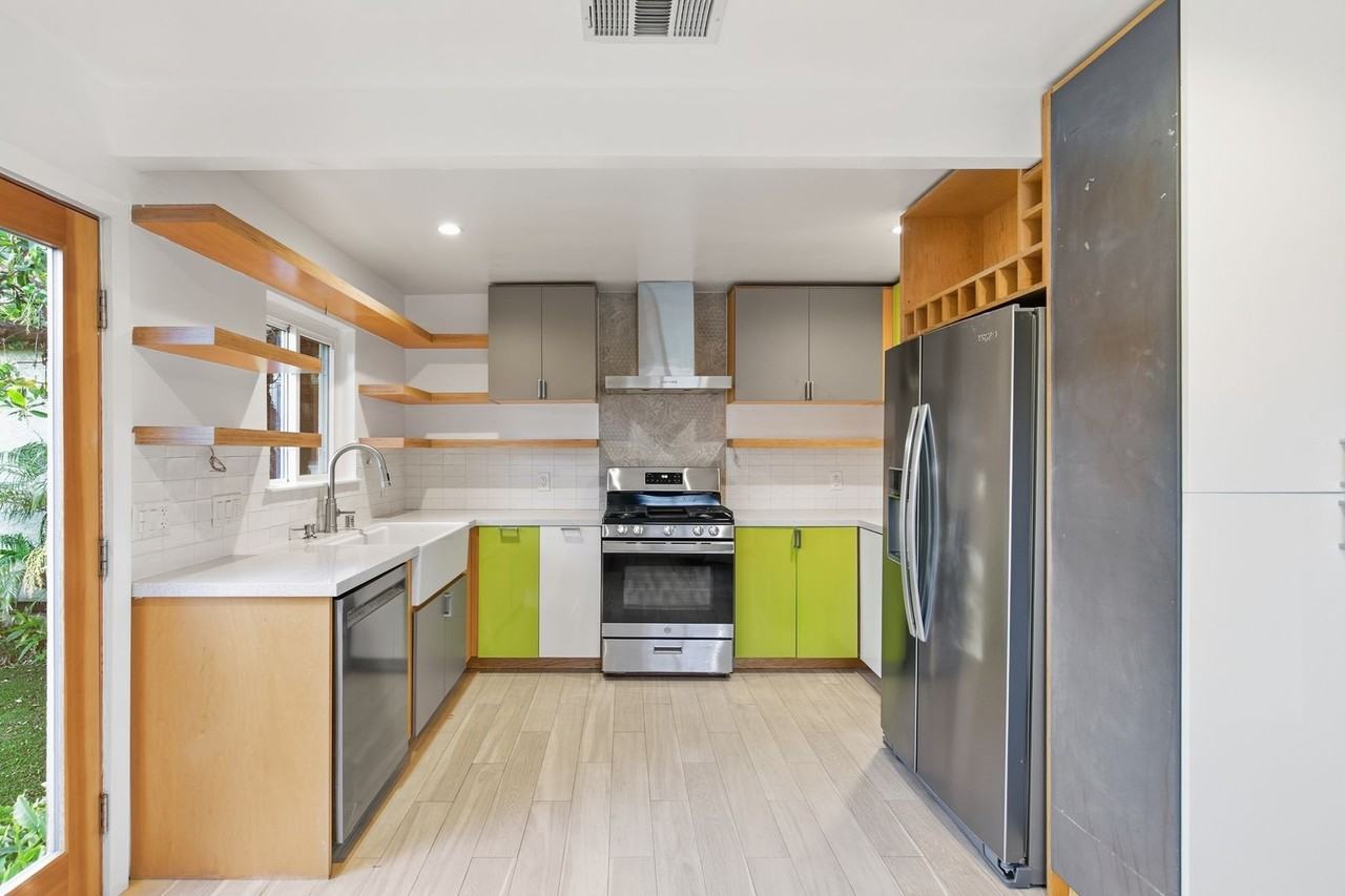 3379 Stewart Ave - Photo 6 of 28