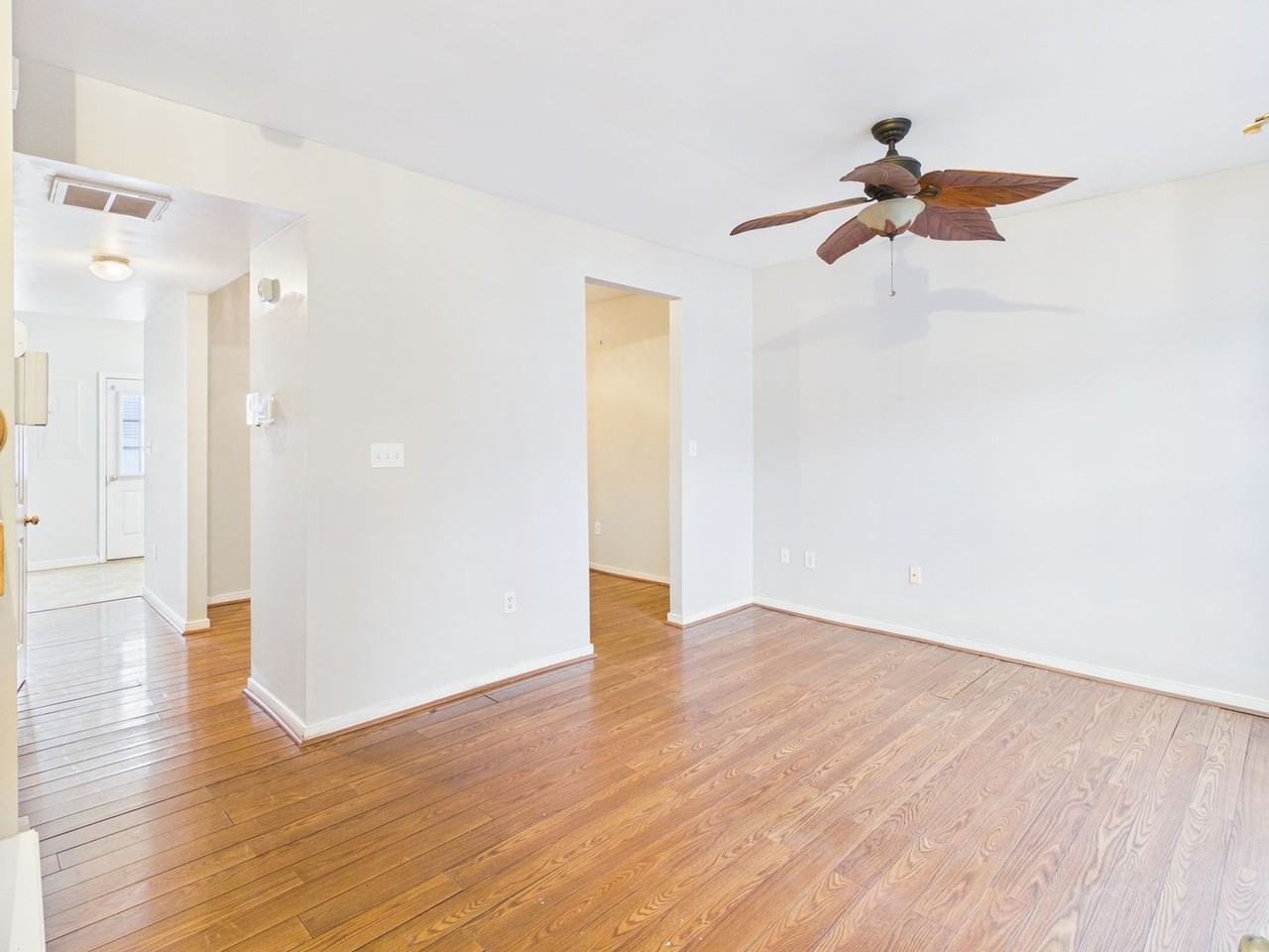 4715 Milfax Rd - Photo 2 of 12