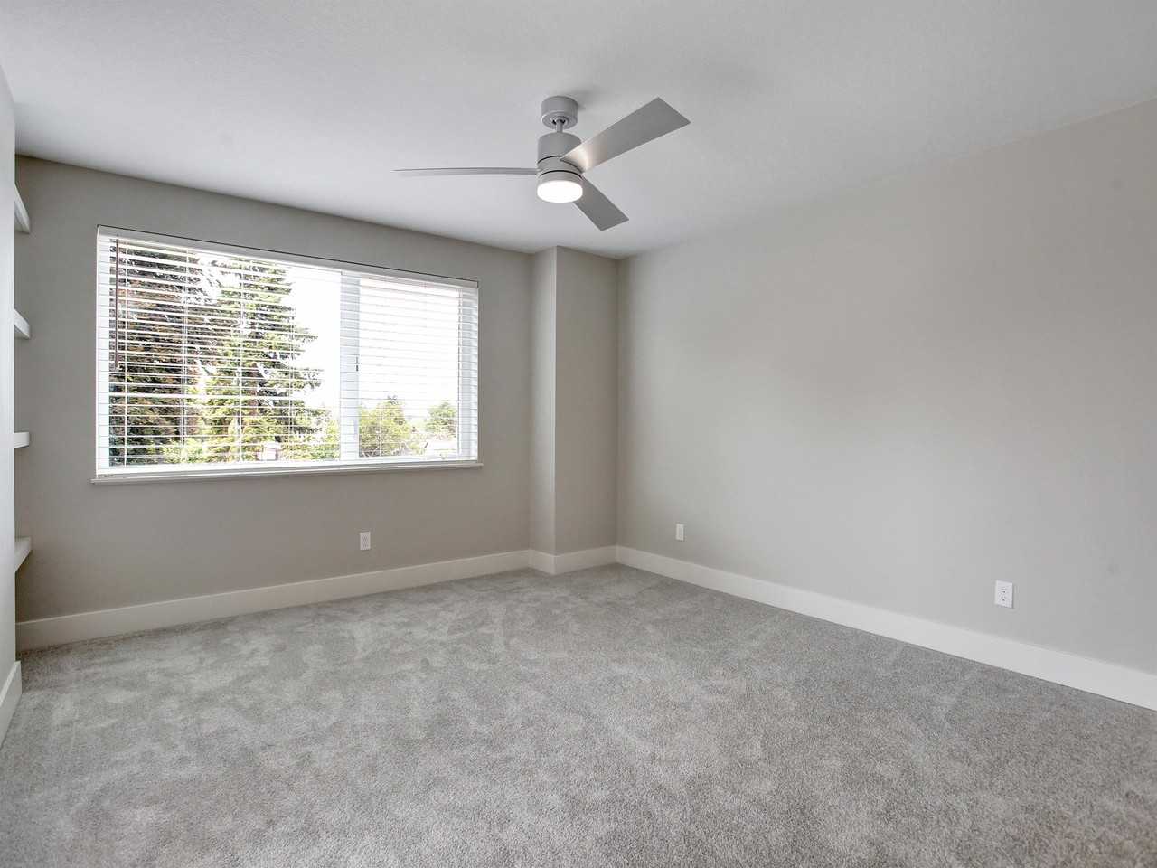 1711 Se Ramona St - Photo 6 of 17