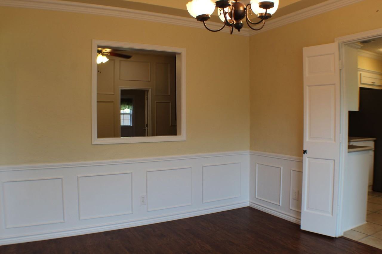 7838 Williams Ave - Photo 6 of 26