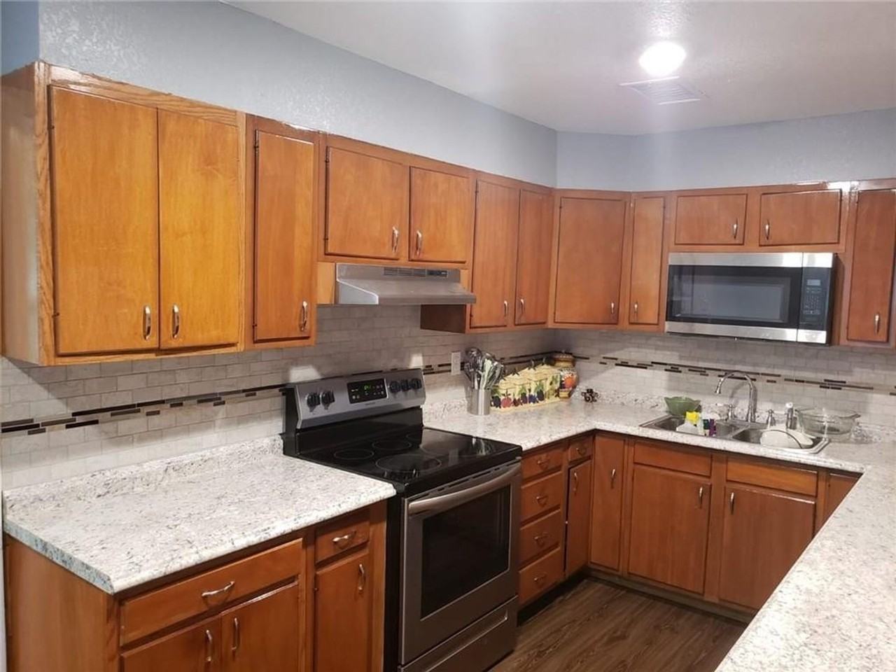 18901 Hog Eye Rd - Photo 3 of 10