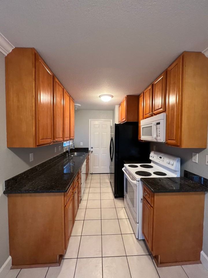 116 Tammy Cir - Photo 7 of 28