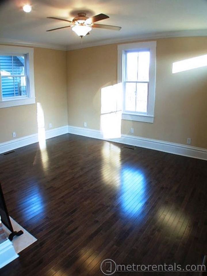 264 E Kossuth St - Photo 7 of 16