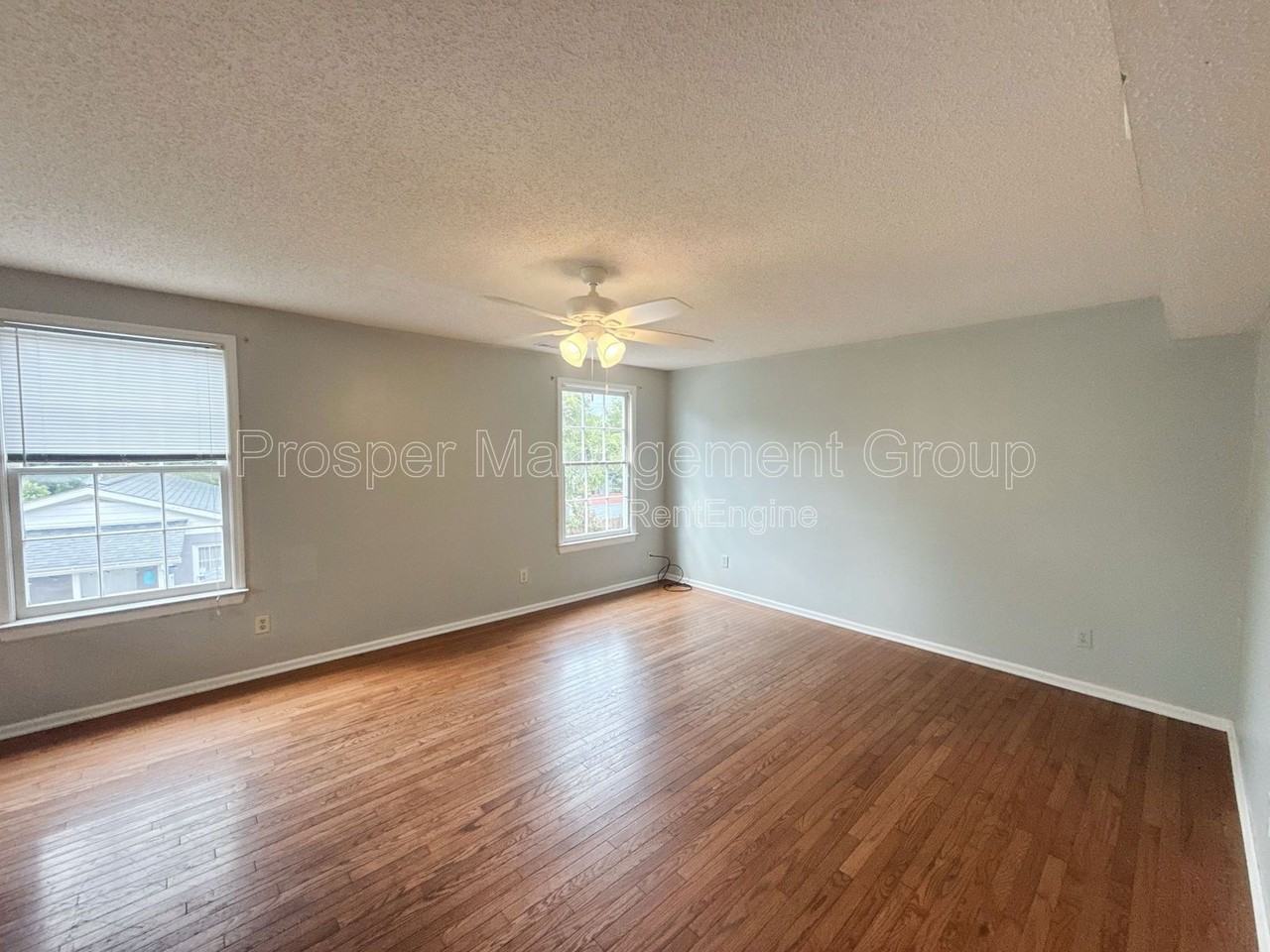 40 Reid St #B - Photo 3 of 19