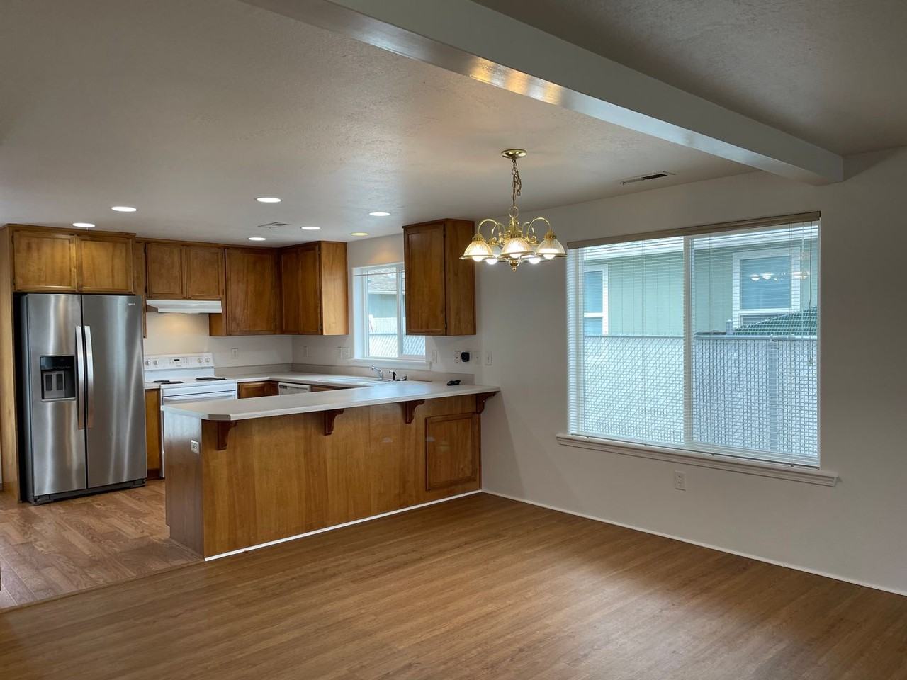 405 St Clair Way - Photo 5 of 21