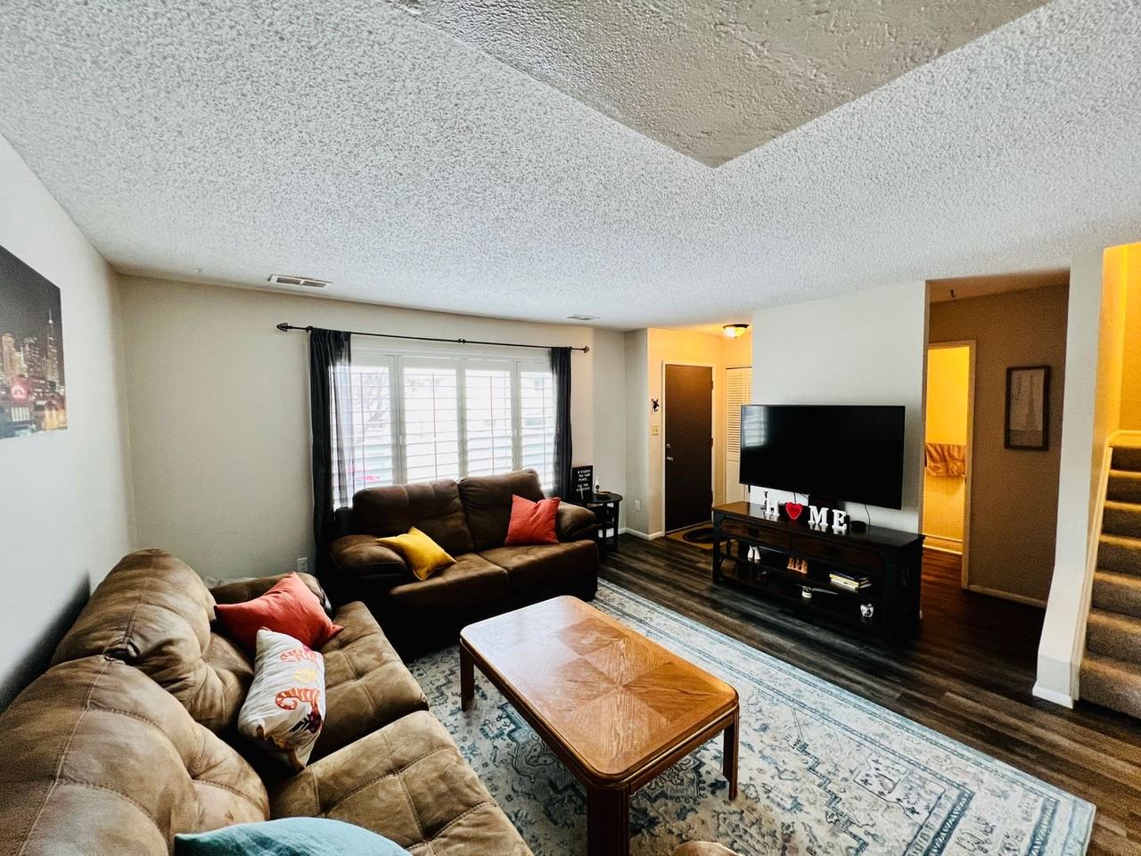 9202 E Lehigh Ave - Photo 5 of 31