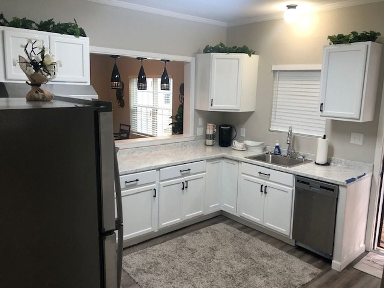 6127 Lexington Ave - Photo 7 of 15