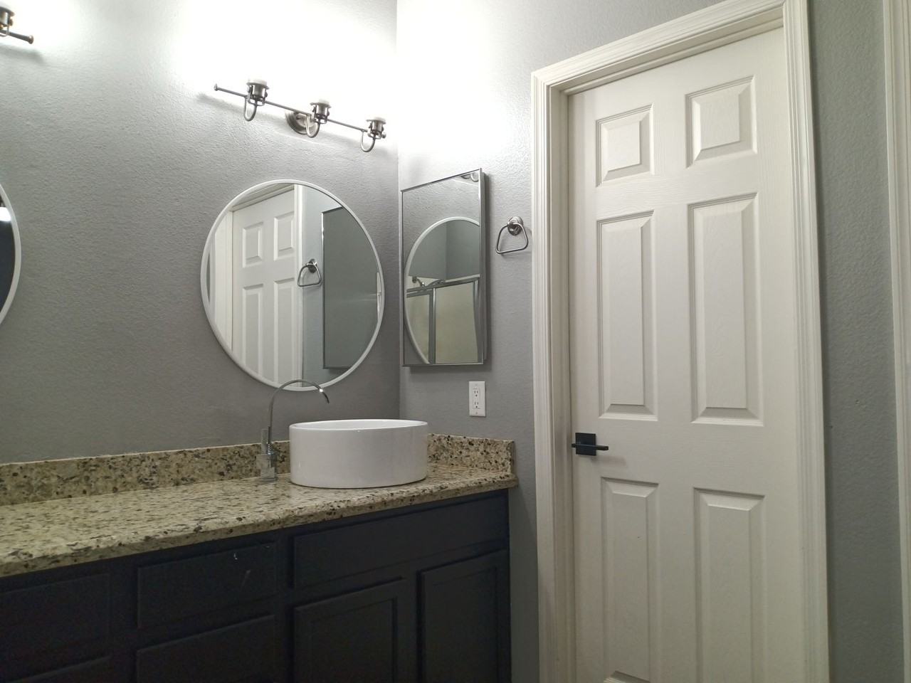 10326 W San Juan Ave - Photo 4 of 14