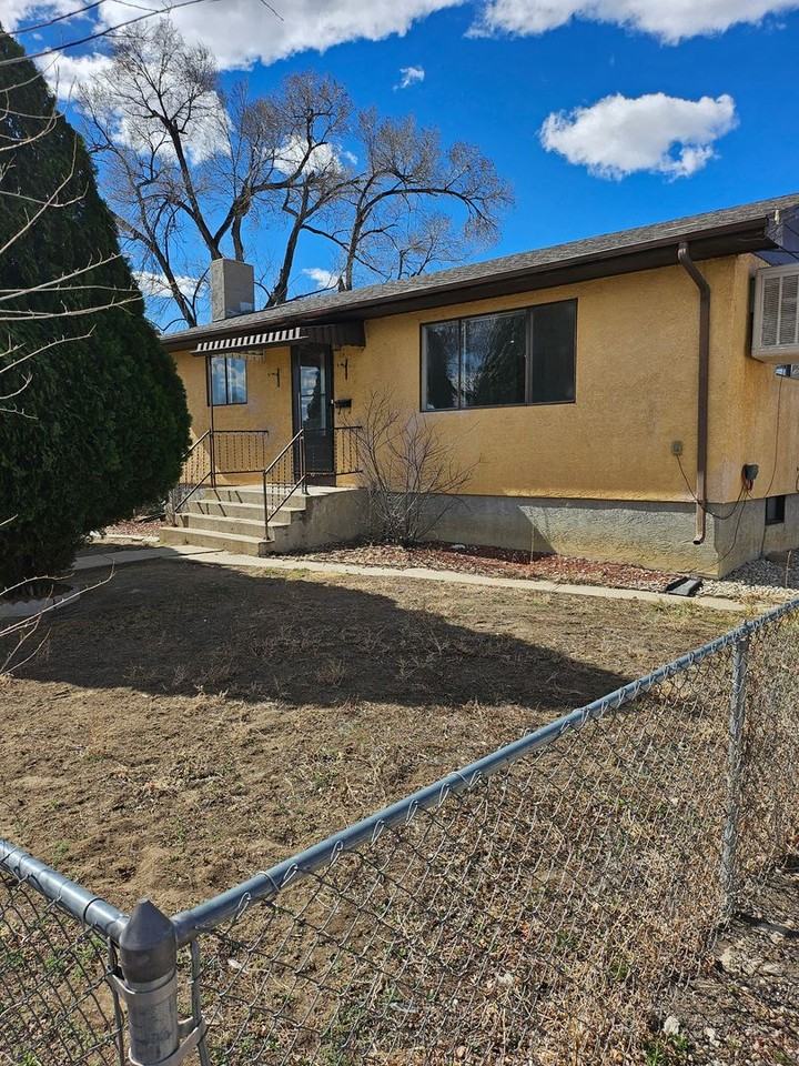 2925 2nd Ave - Photo 2 of 14