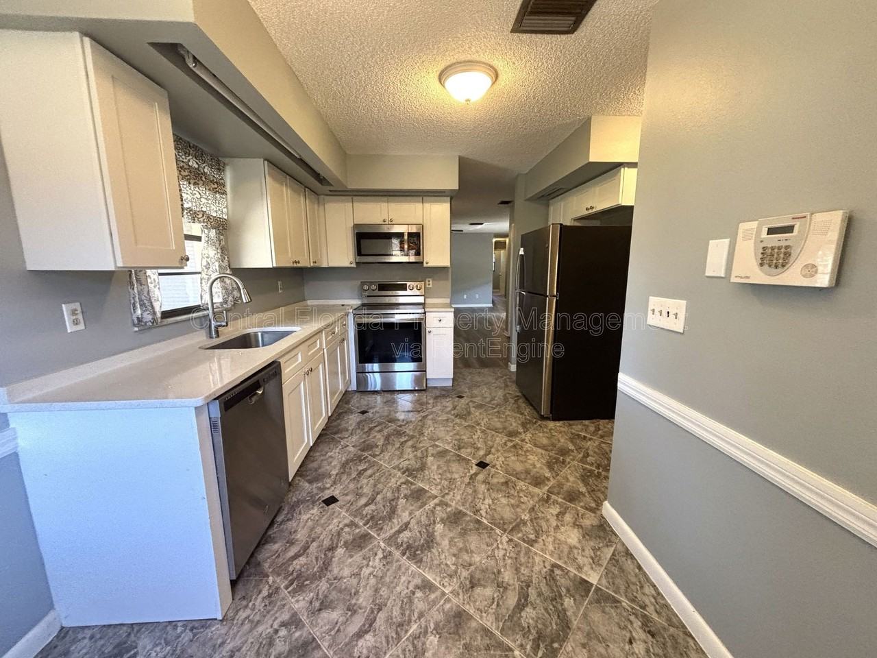 12429 Sunshine Dr - Photo 6 of 27