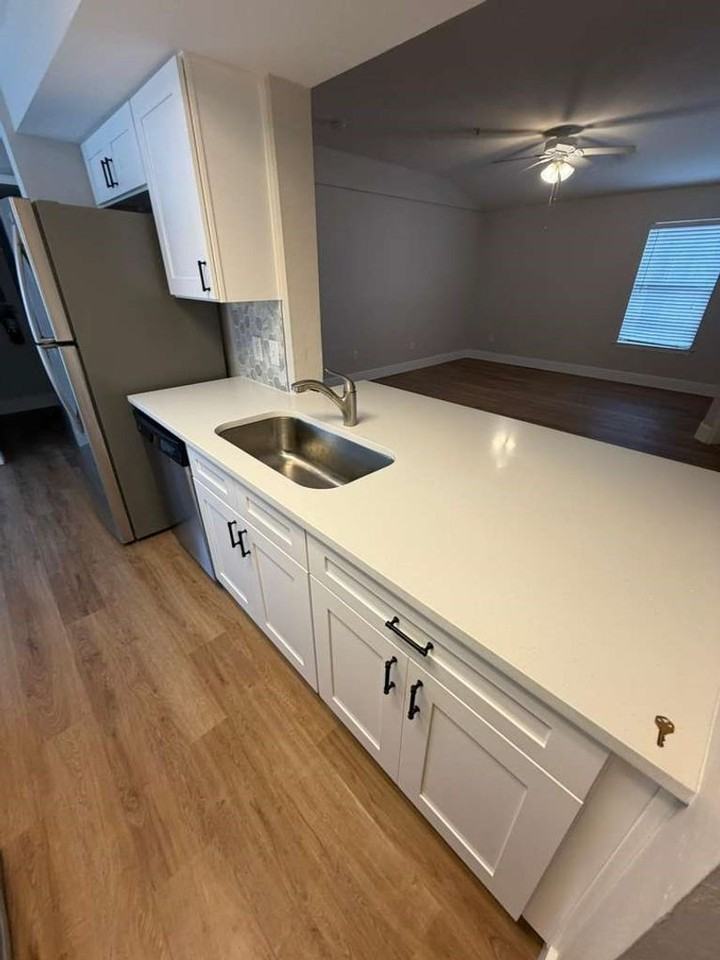 400 Summit Ridge Pl #210 - Photo 5 of 25