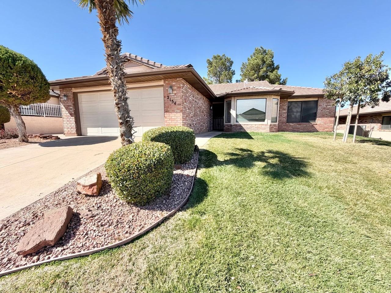 2154 S Legacy Dr - Photo 3 of 28