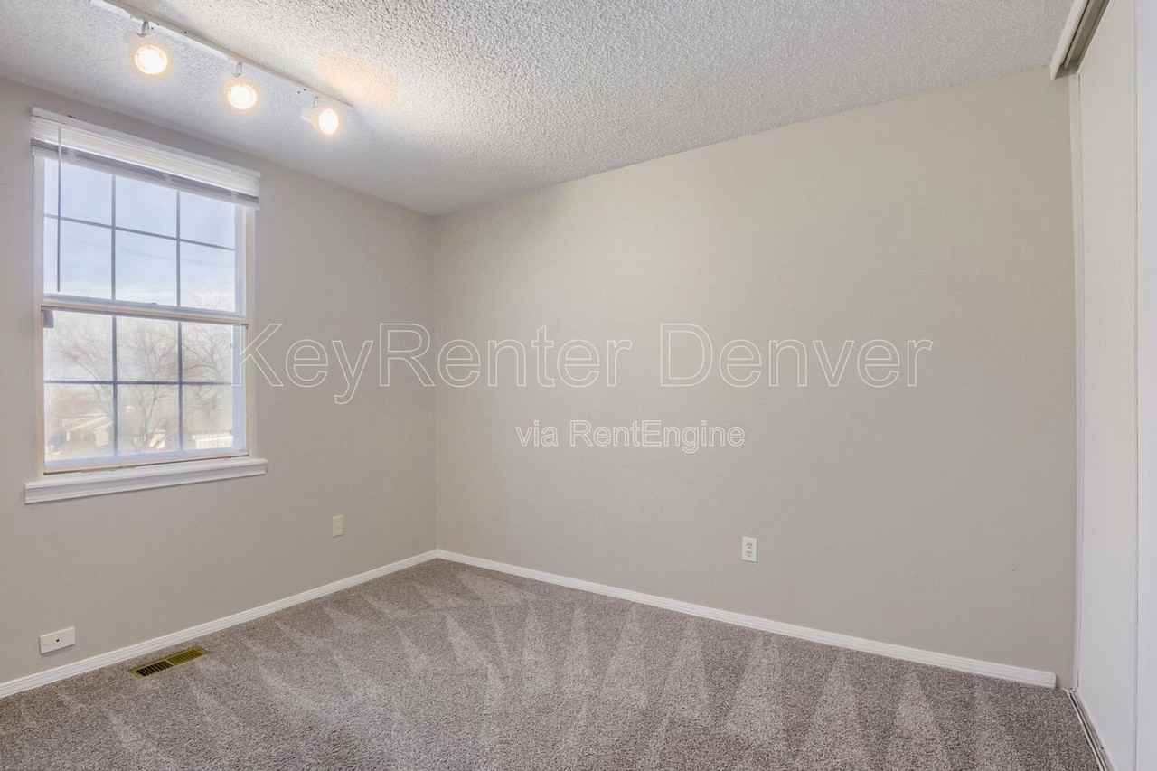 4264 S Fundy Way - Photo 4 of 11