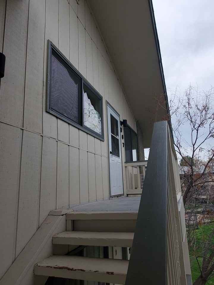 645 Manhattan Pl #307 - Photo 4 of 25