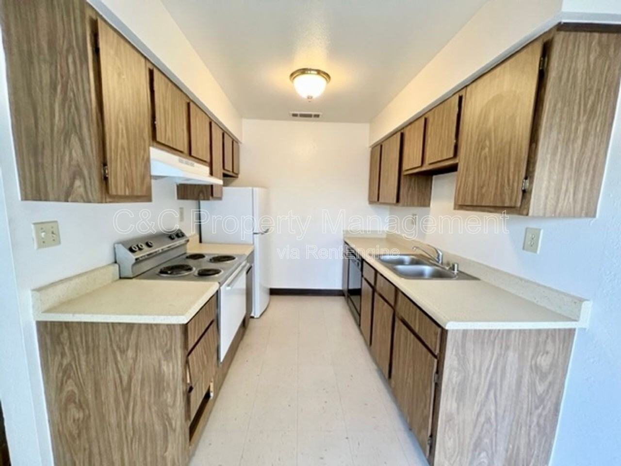 3762 N Cedar Ave #153 - Photo 3 of 8