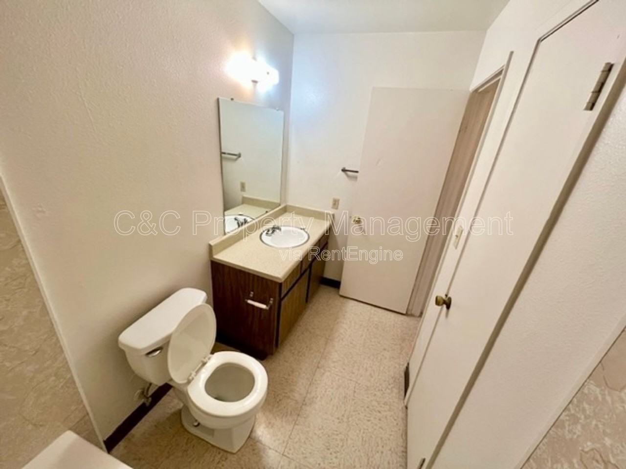 3762 N Cedar Ave #153 - Photo 5 of 8