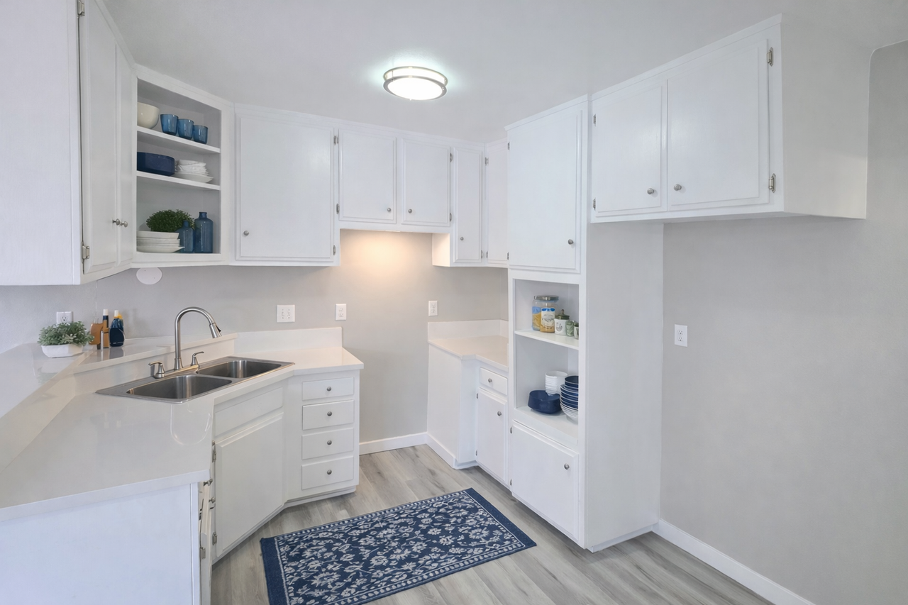 LB0362 - Photo 2 of 14